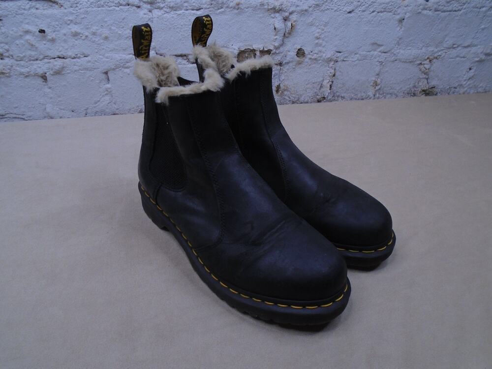 Womens Size 11 Dr. Martens LEONORE 2976 Faux Fur Lined Black Chelsea Boots Docs